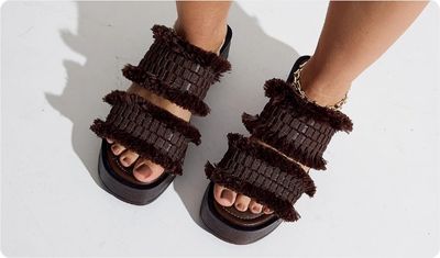 Estilo Tamanco Chelsea Marrom