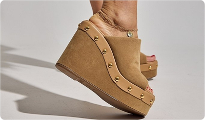 Detalhes Tamanco Zaira Bege