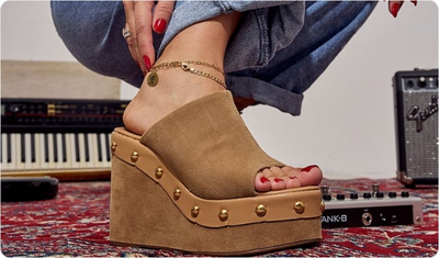 Tamanco Zaira Bege Look Versátil