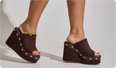 Detalhes Tamanco Zaira Marrom