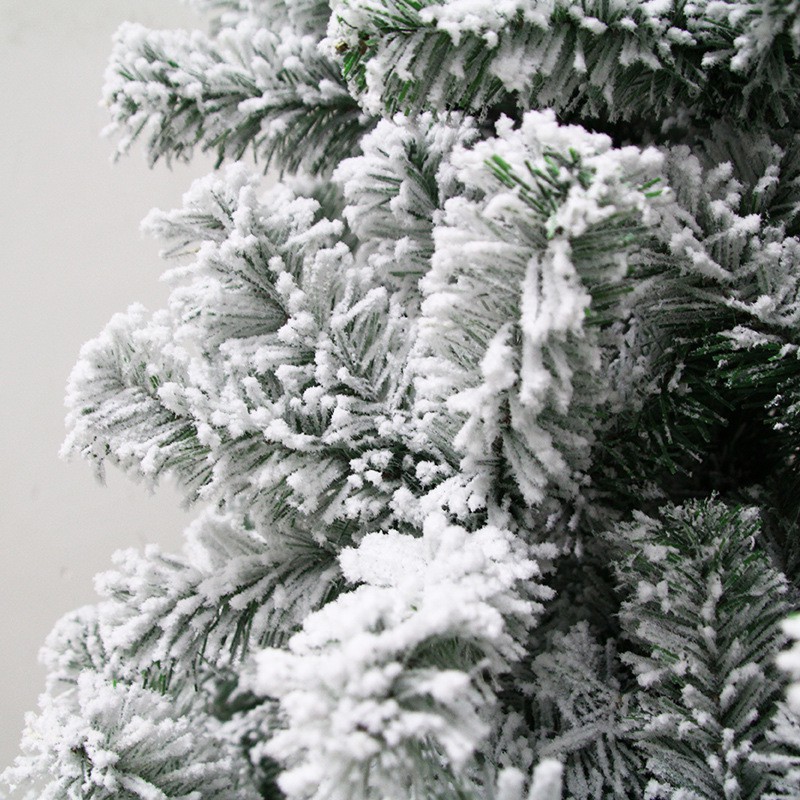 Árvore De Natal 1,80m Pinheiro Nevado 770 Galhos Fotos Reais